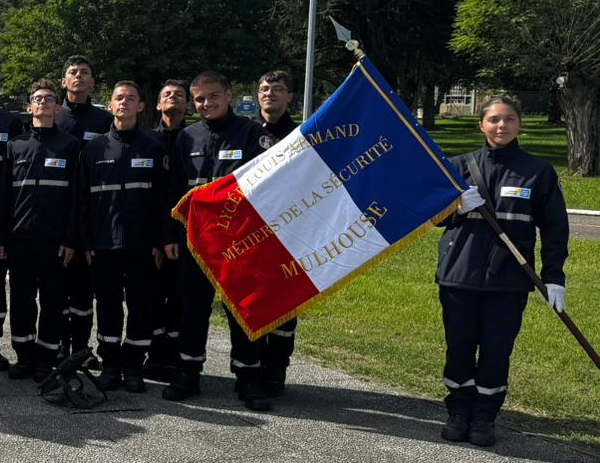 3 - 1 pro MS - Cérémonie RMT avec marraine - Sept 2025-dia-3